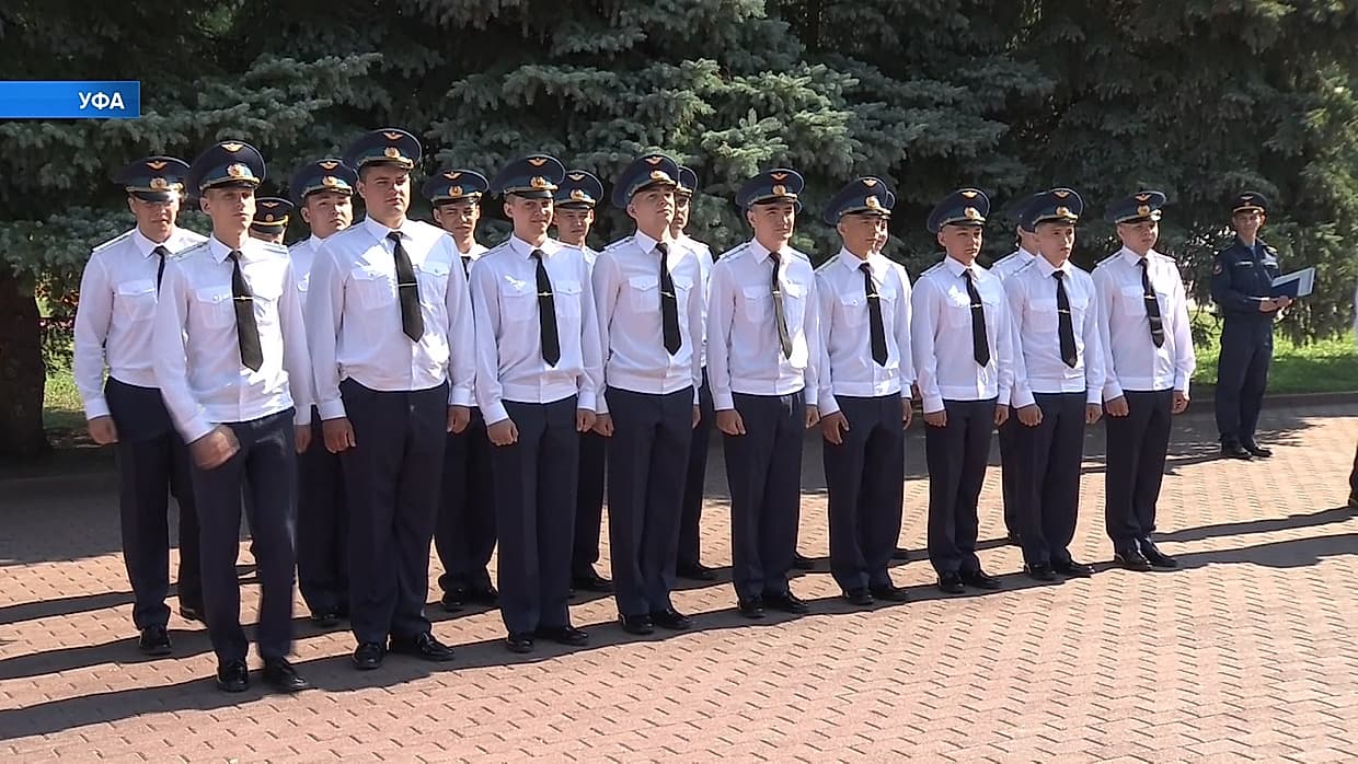 БСТ о выпуске молодых лейтенантов в УГАТУ